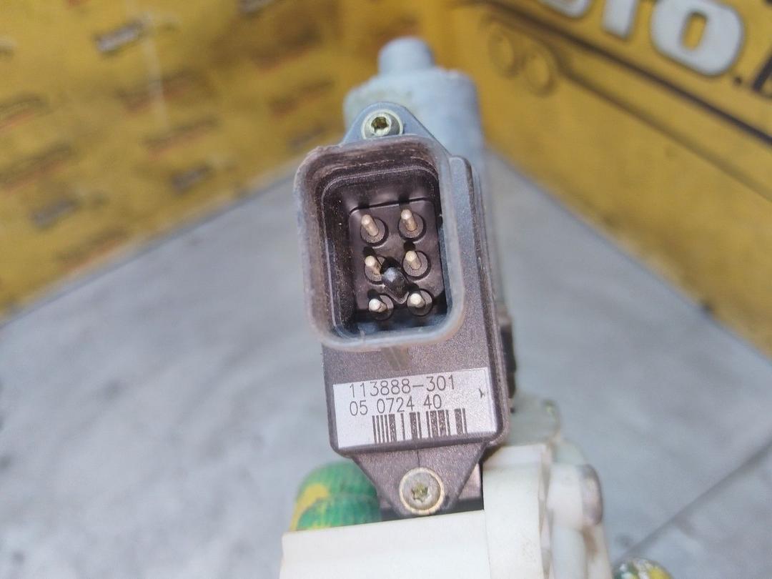 Стеклоподъемник электрический передний левый 93ROX1 Mitsubishi Carisma - Фото 4