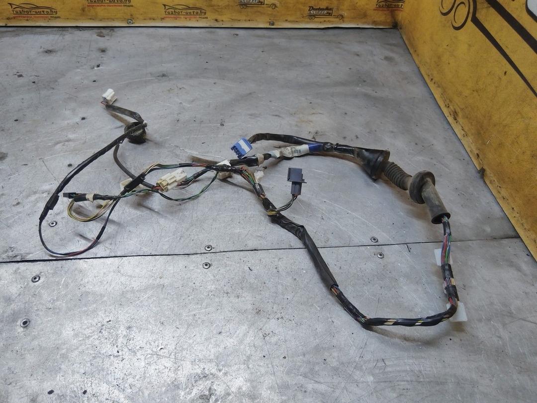 Проводка двери передней правой 2ZCMHV Toyota Corolla - Фото 1