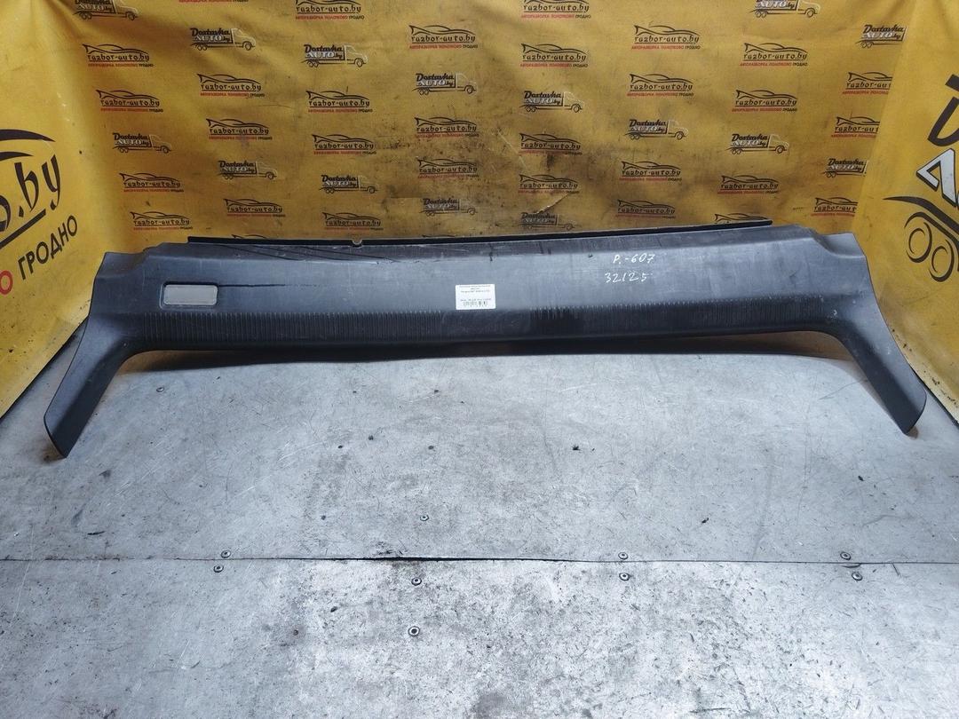 Накладка замка багажника H9X1M1 Peugeot 607 купить