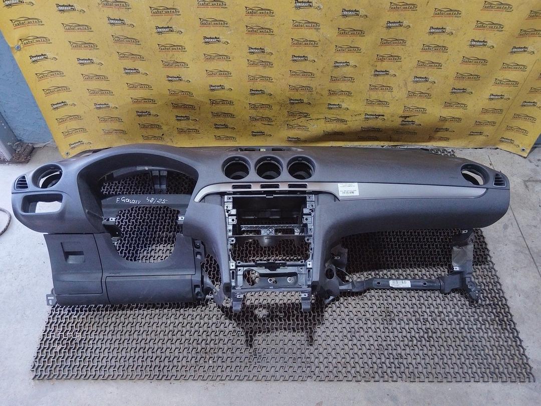 Панель передняя салона (торпедо) HES2DV Ford Galaxy