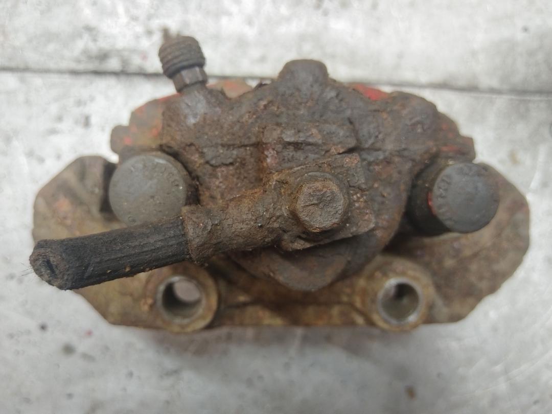 Суппорт передний левый 1P8K7F Opel Astra купить