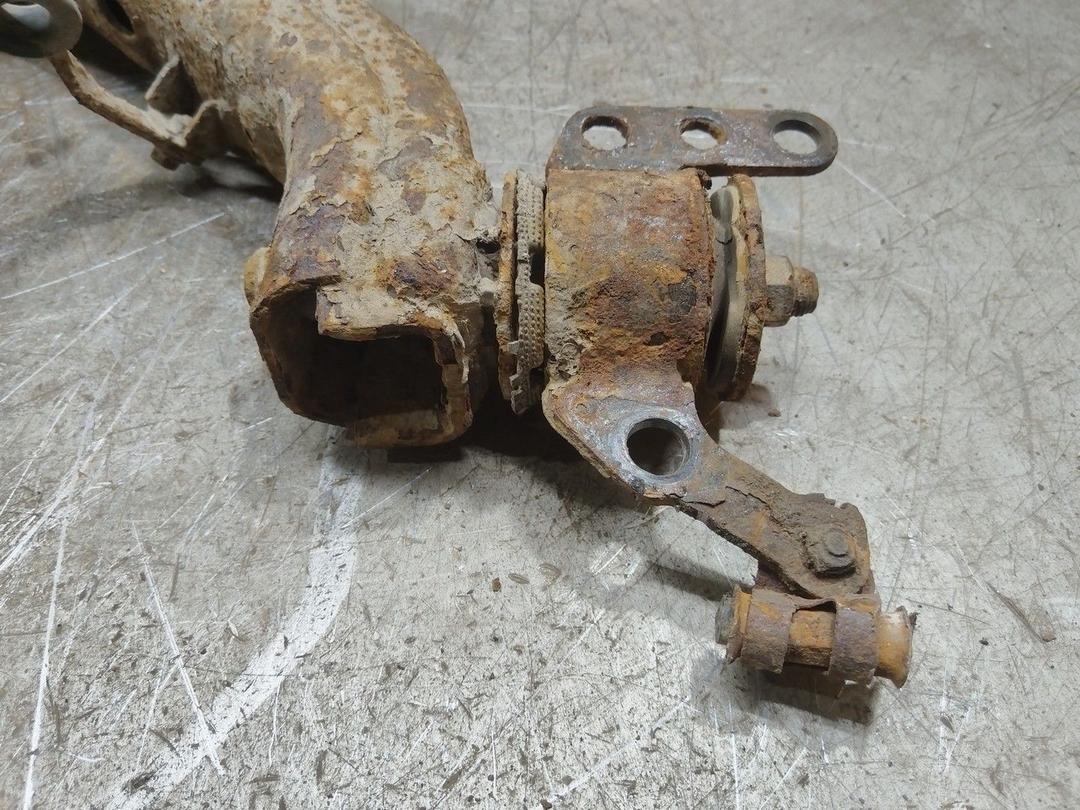 Рычаг задний левый 4AKUSI Toyota Avensis - Фото 2