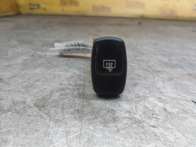 Кнопка обогрева заднего стекла 6Y7318 Kia Shuma - Фото 1