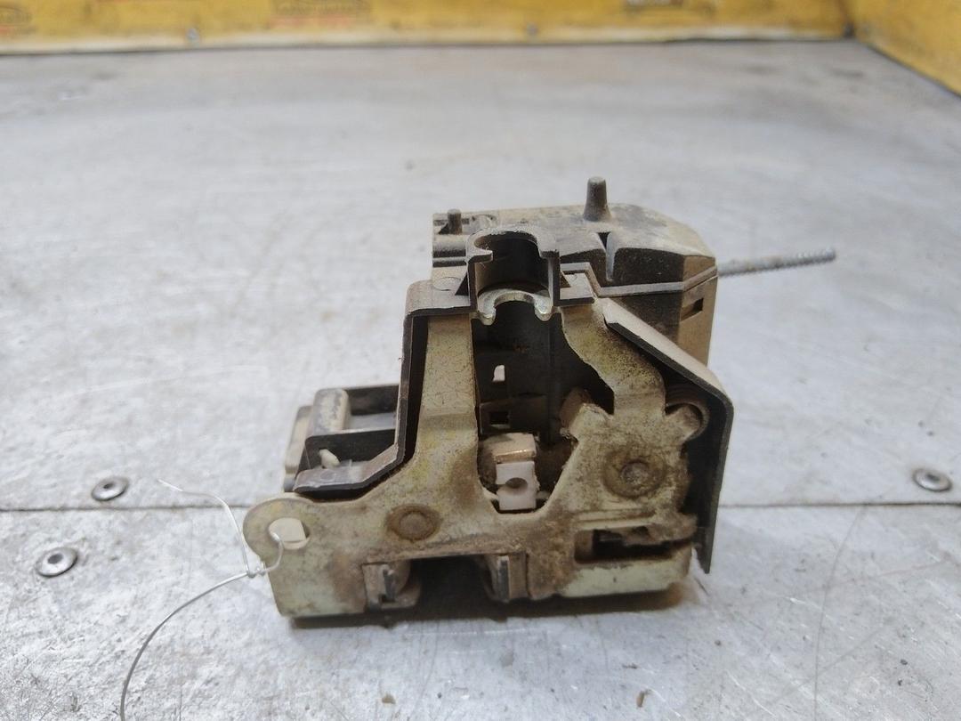 Замок двери задней правой R583RM Renault Scenic купить с доставкой