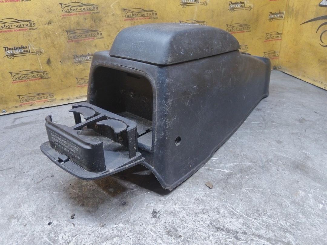 Подлокотник 3Y6I6T Hyundai Matrix купить в магазине запчастей бу