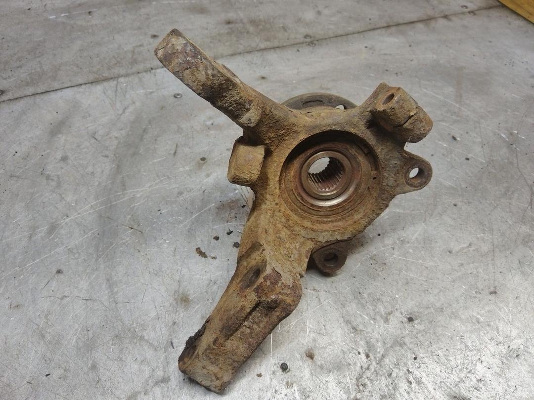 Кулак поворотный правый 72CHN7 Peugeot 806 - Фото 3