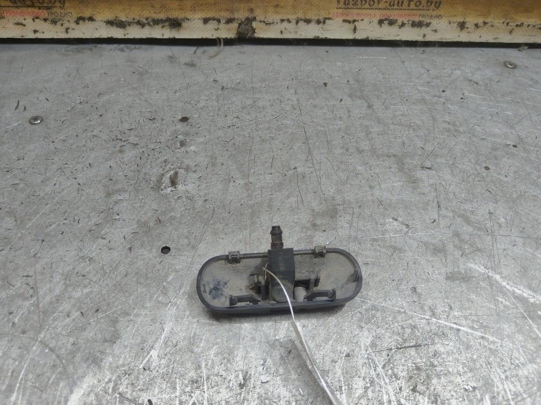 Форсунка омывателя 84IVVH Volkswagen Jetta - Фото 3