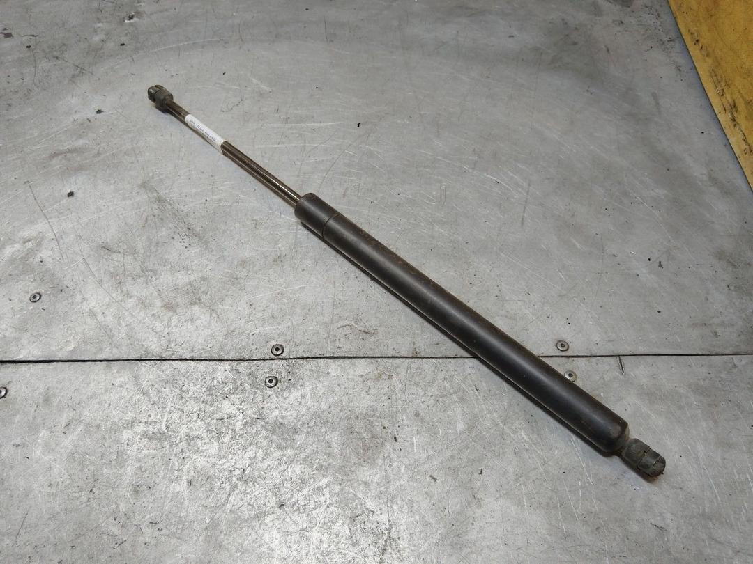 Амортизатор крышки багажника (3-5 двери) MSOLMQ Renault Scenic - Фото 1