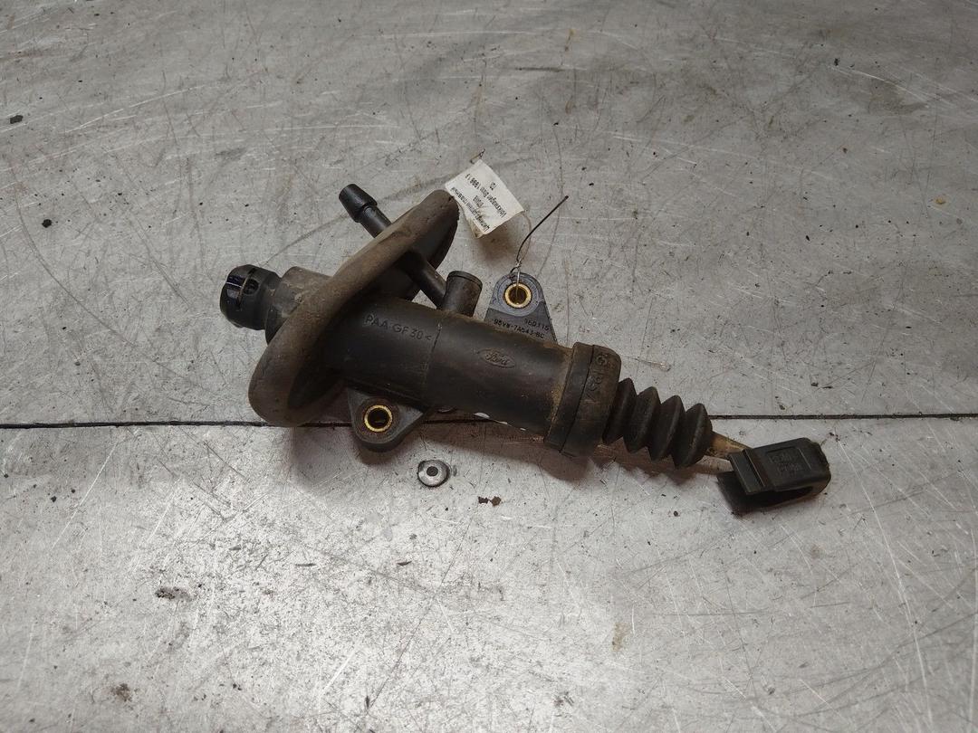 Цилиндр сцепления главный 87G4WB Volkswagen Sharan