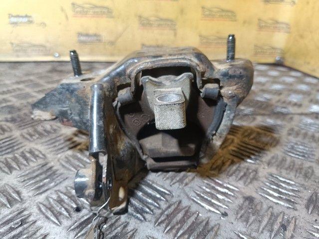 Подушка крепления КПП K4LGAJ Skoda Fabia купить на авторазборке