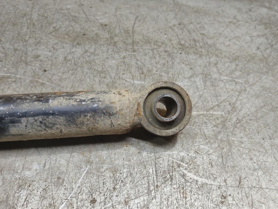 Амортизатор задний правый XEVQNI Toyota Yaris - Фото 2