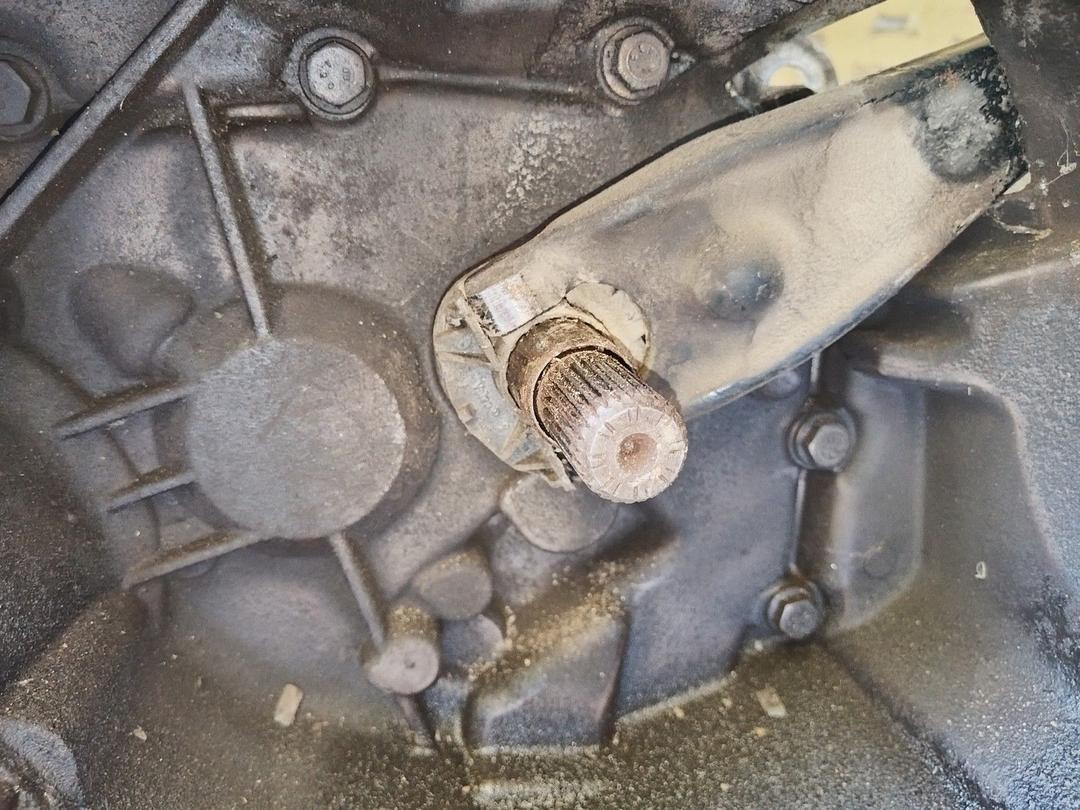 КПП механическая (МКПП) 5-ступенчатая QNXF8K Renault Kangoo - Фото 3