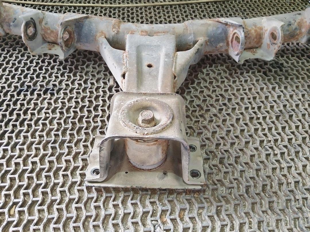 Балка подвески задняя JH1FOO Hyundai Trajet купить в магазине запчастей бу