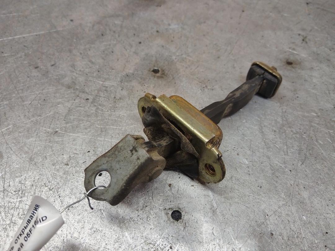 Ограничитель открывания двери задней 05F168 купить с доставкой