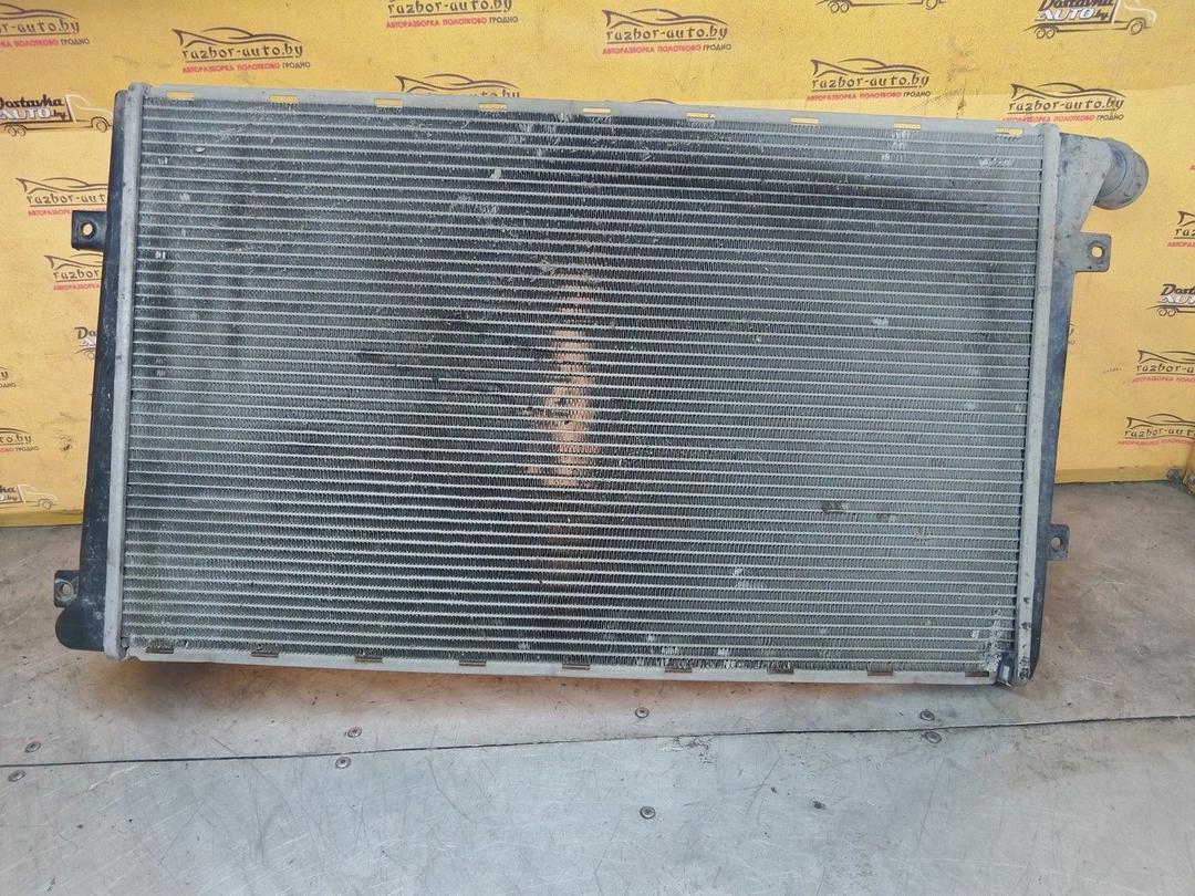 Радиатор (основной) 8U4QXA Volkswagen Caddy - Фото 4