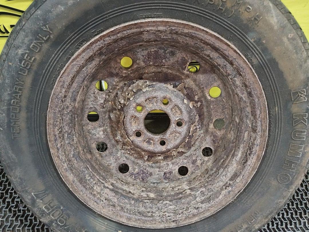 Колесо запасное (таблетка) 4D4M7R Kia Sorento undefined