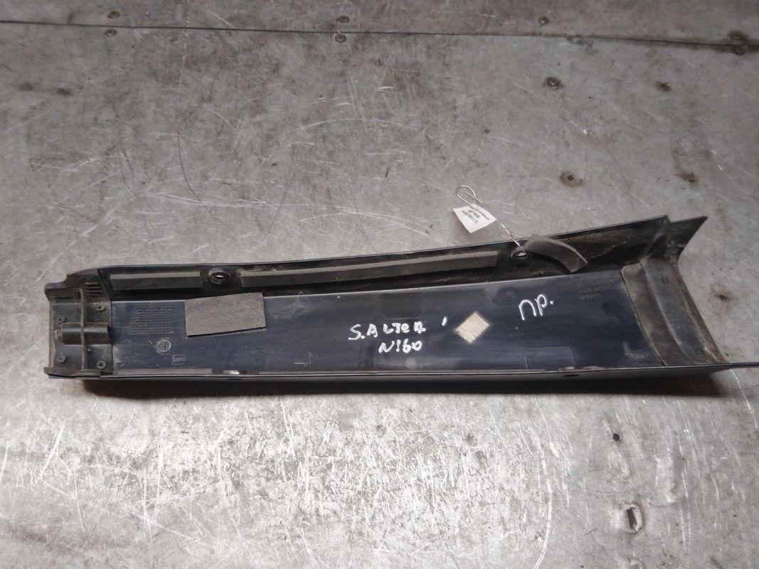 Обшивка стойки центральной правой 7XBCE8 Seat Altea купить с доставкой