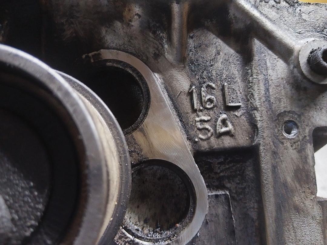 Головка блока цилиндров 29XRUY Hyundai Lantra undefined