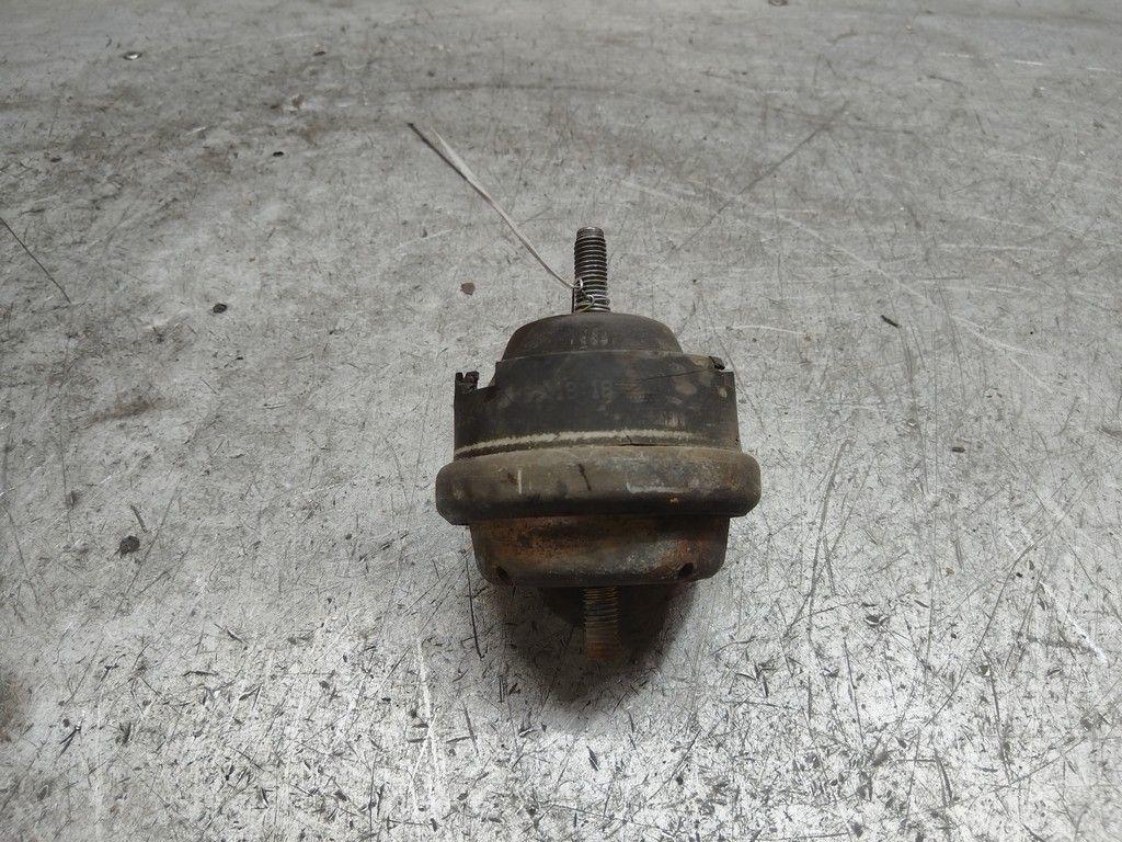 Подушка крепления двигателя W8TCOO Peugeot 406 - Фото 4