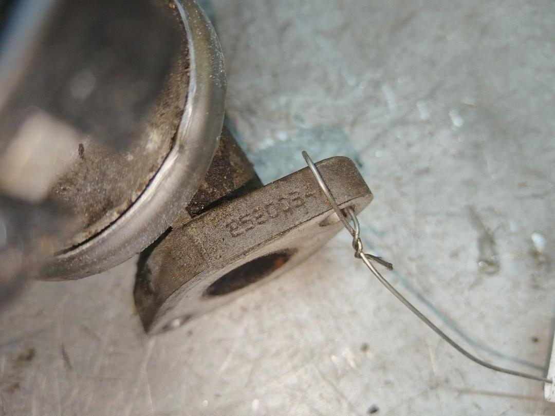 Клапан EGR VC8FBW Citroen Xsara Picasso - Фото 3