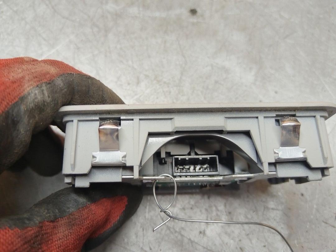 Фонарь салона (плафон) DC1796 Audi A6 купить с доставкой