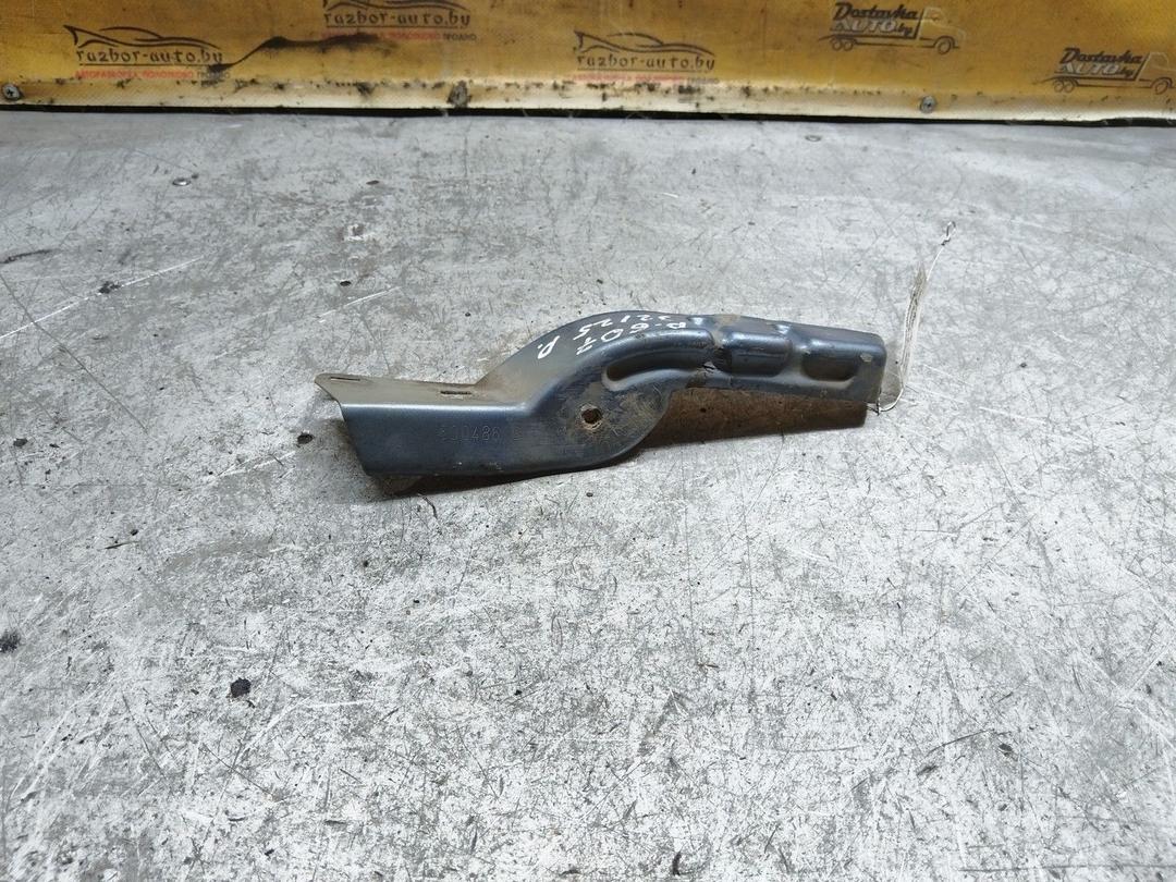 Кронштейн крепления крыла переднего правого 2DXQFZ Peugeot 607 купить