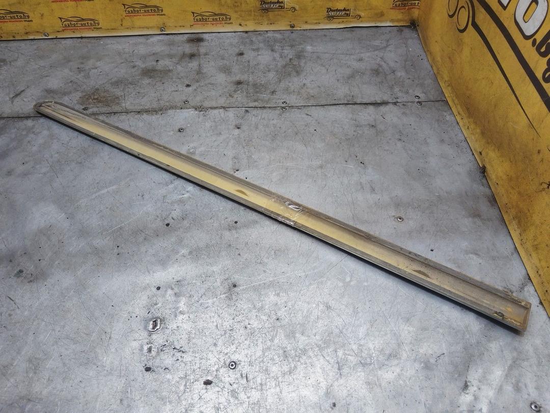 Молдинг двери передней левой 6UD1Z9 Volkswagen Sharan купить