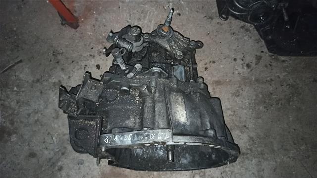 КПП механическая (МКПП) 6-ступенчатая 65AF5D Renault Scenic купить