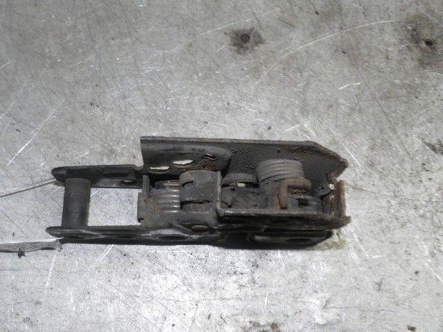 Замок капота DVRM0U Volkswagen Touran - Фото 3