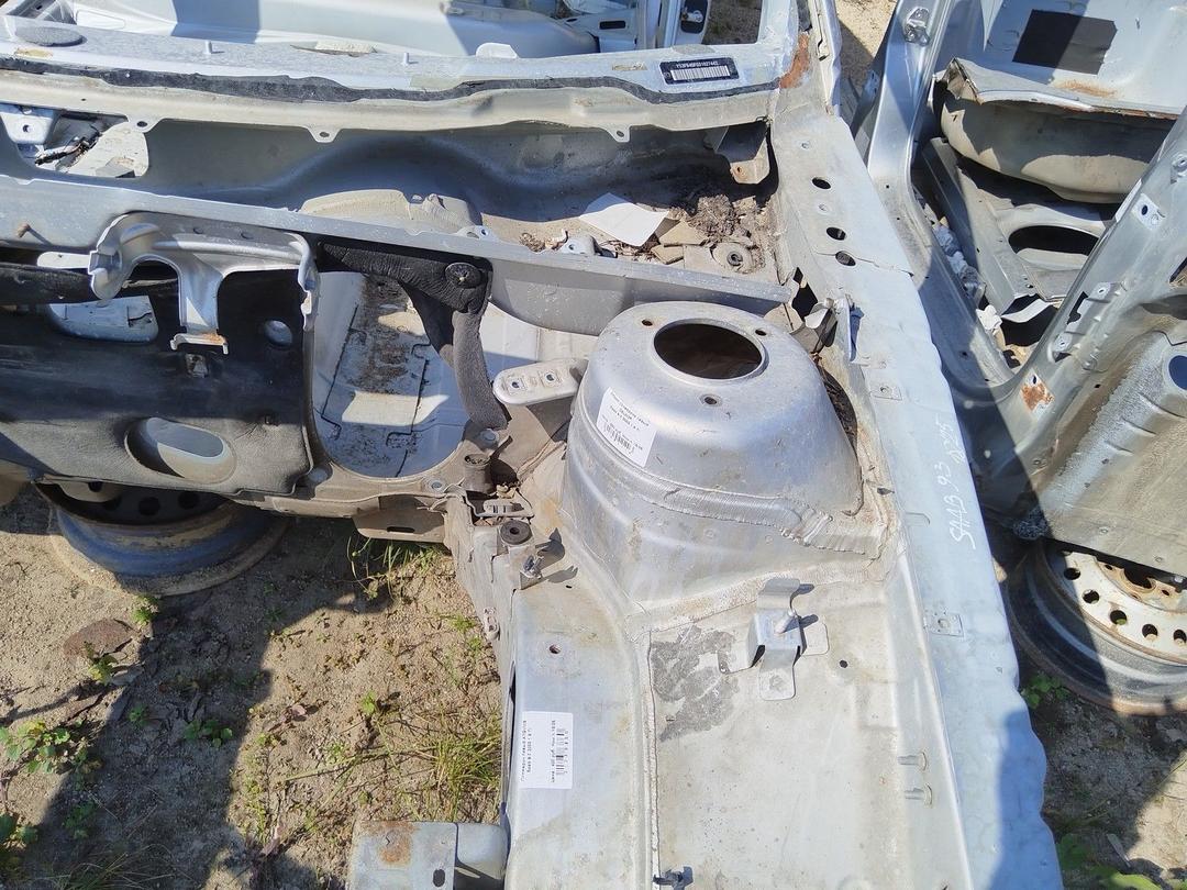 Стакан лонжерона левый C8LW2P Saab 9-3 купить