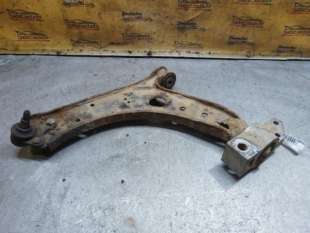 Рычаг передний правый 2Q0HKN Volkswagen Jetta