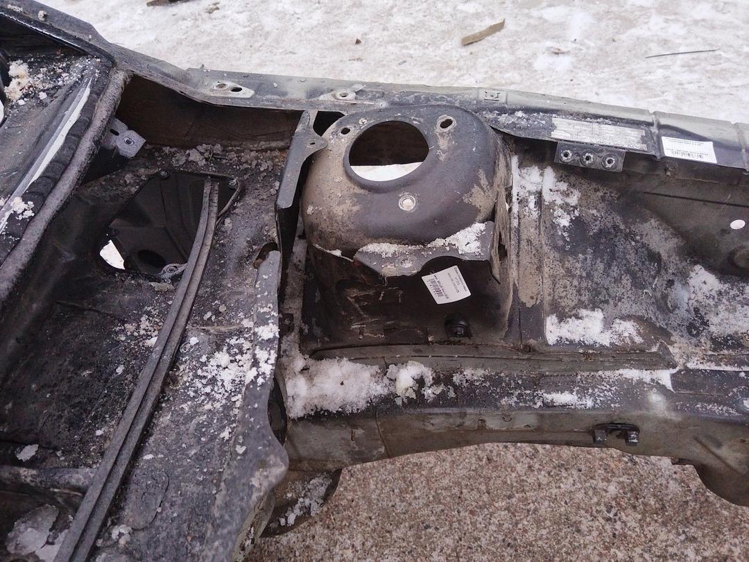 Стакан лонжерона левый 4YTZPQ Volvo S60 купить с доставкой