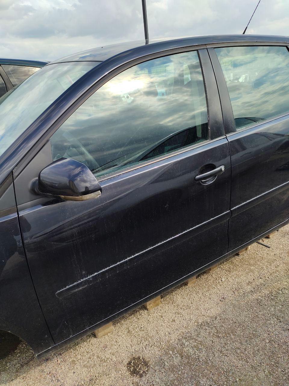 Молдинг двери передней левой L0I07Z Volkswagen Polo