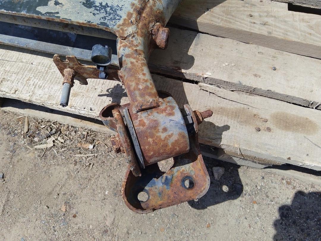 Балка подвески задняя M6YTG2 Peugeot 307 undefined