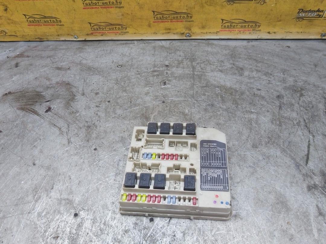 Блок предохранителей 0E4164 Nissan Note купить в магазине запчастей бу