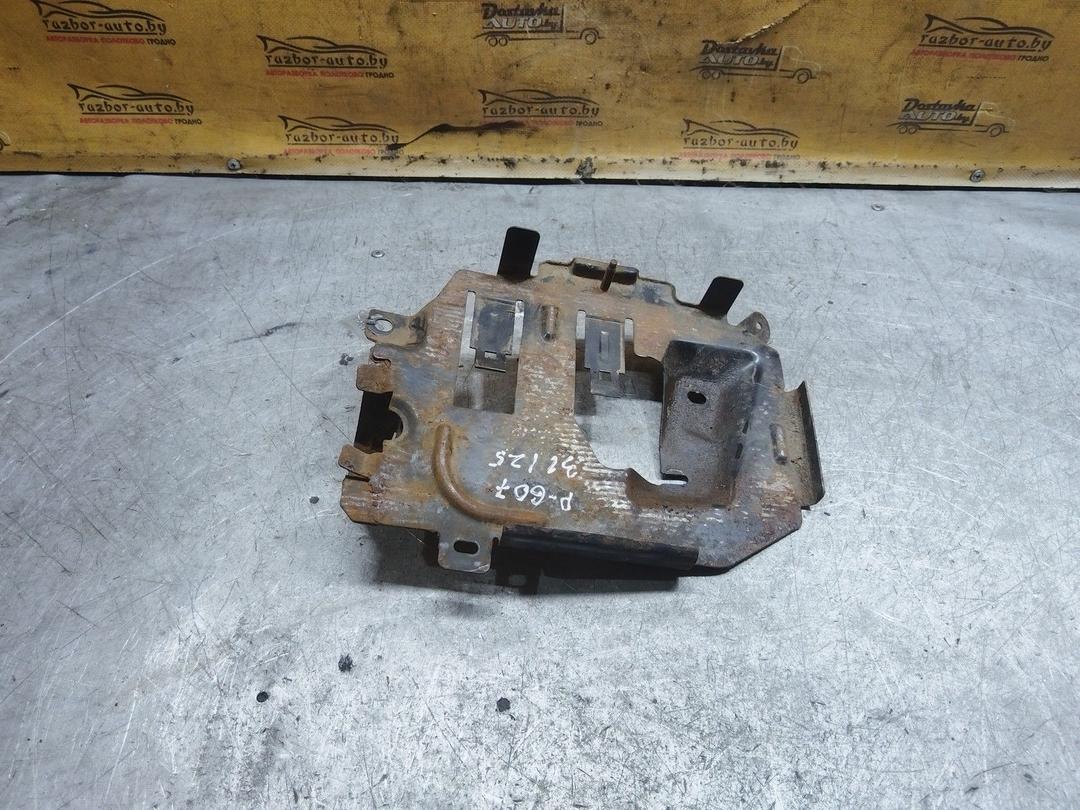 Полка аккумулятора 6EO5VO Peugeot 607