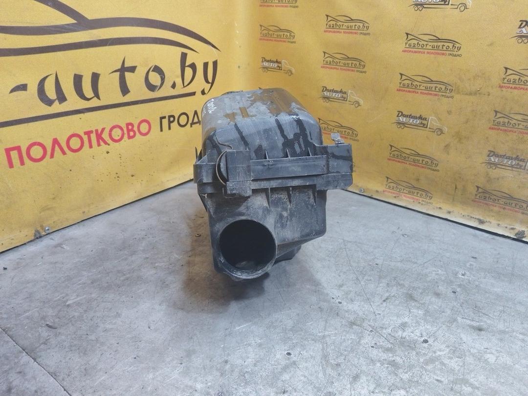 Корпус воздушного фильтра D7OM90 Toyota Corolla undefined