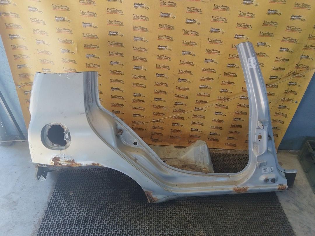 Стойка кузовная центральная правая FIIGFS Renault Clio