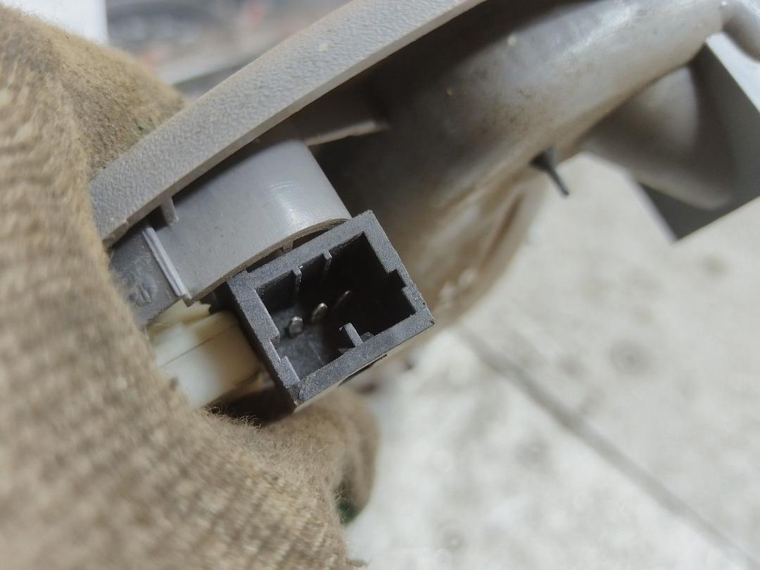 Ручка внутренняя потолочная I17R9W Kia Carnival купить с доставкой