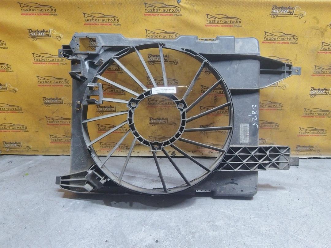 Диффузор вентилятора 82D4L5 Renault Scenic