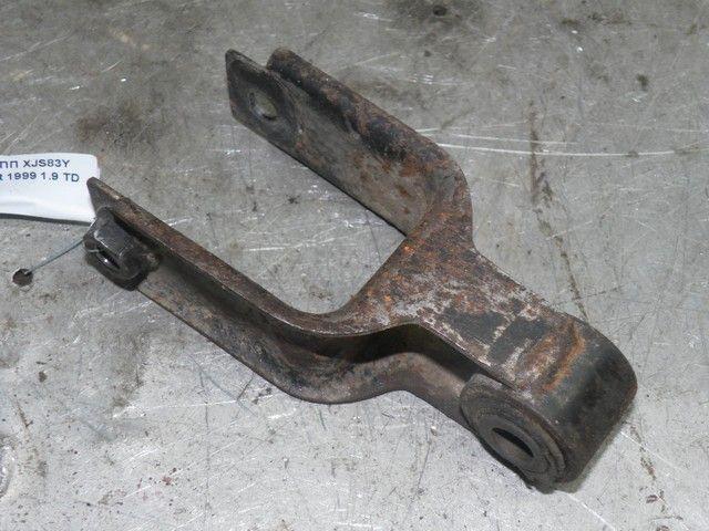 Кронштейн КПП XJS83Y Peugeot Expert