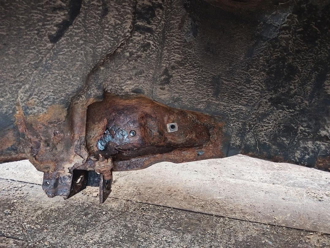 Крыло заднее левое MN4B2Z Mitsubishi Carisma - Фото 9