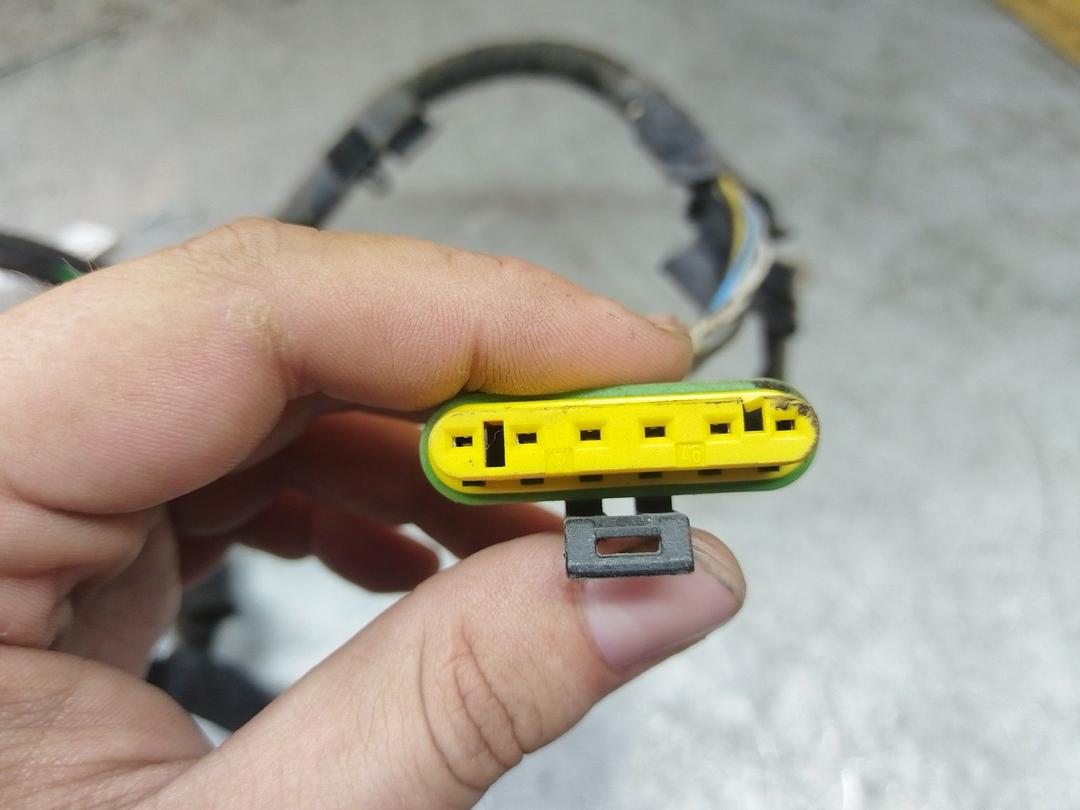 Проводка двери передней левой M2101Q Fiat Multipla undefined