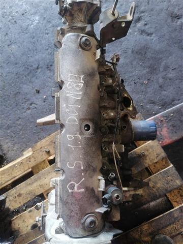 Двигатель 235400 Renault Scenic