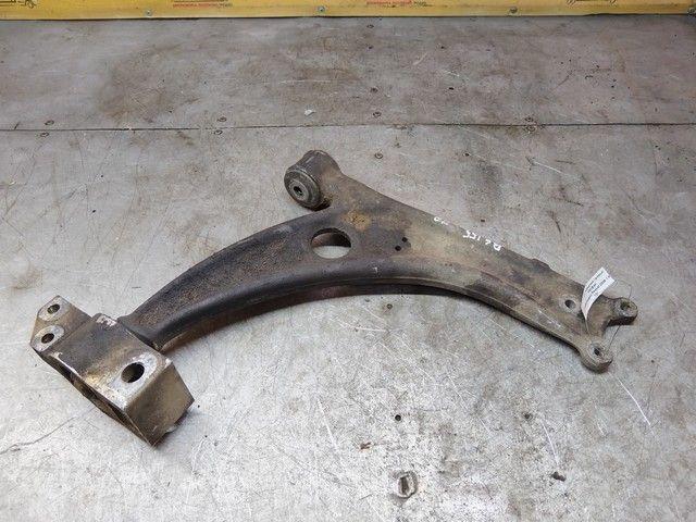 Рычаг передний правый YQVB44 Volkswagen Passat купить