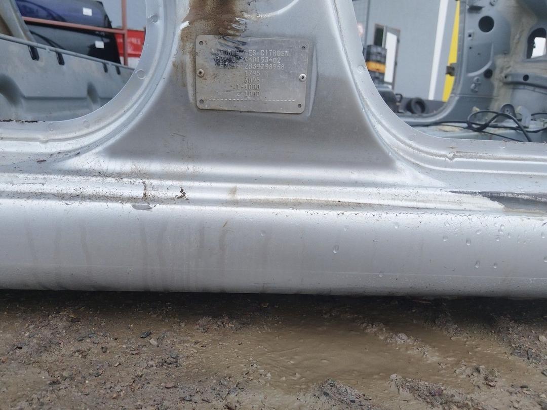 Стойка кузовная центральная правая E87F5Q Citroen Xsara Picasso купить