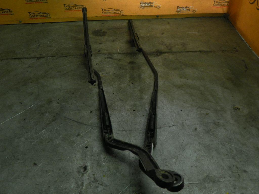 Щеткодержатель (поводок стеклоочистителя, дворник) URTW9K Nissan Almera - Фото 2