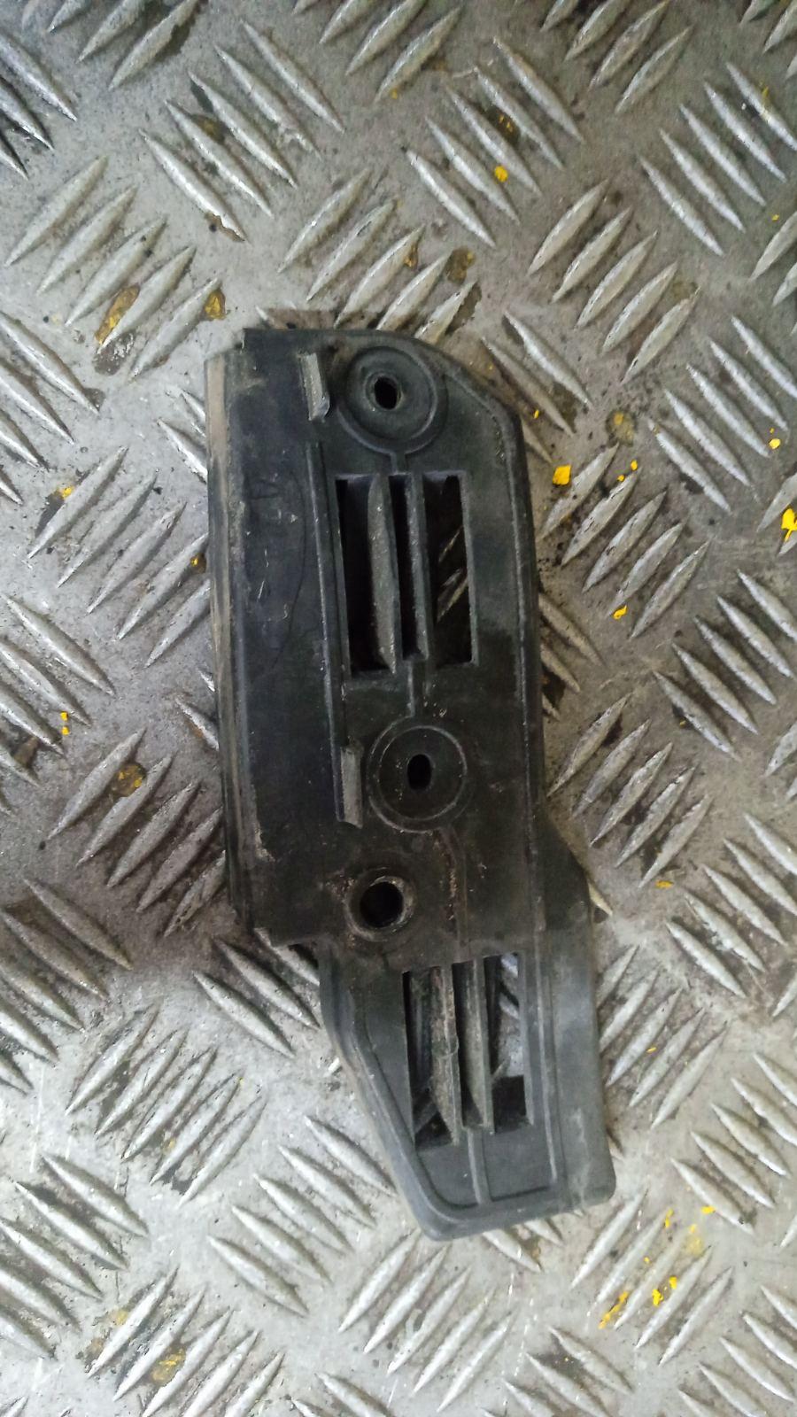 Кронштейн крепления бампера переднего PW0DV3 Volkswagen Passat купить