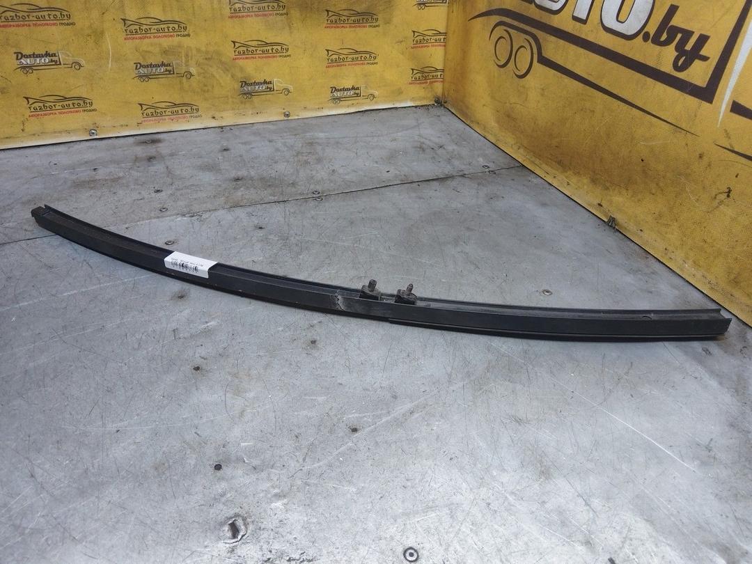 Направляющая стекла 3I1YMA Peugeot 406 - Фото 1