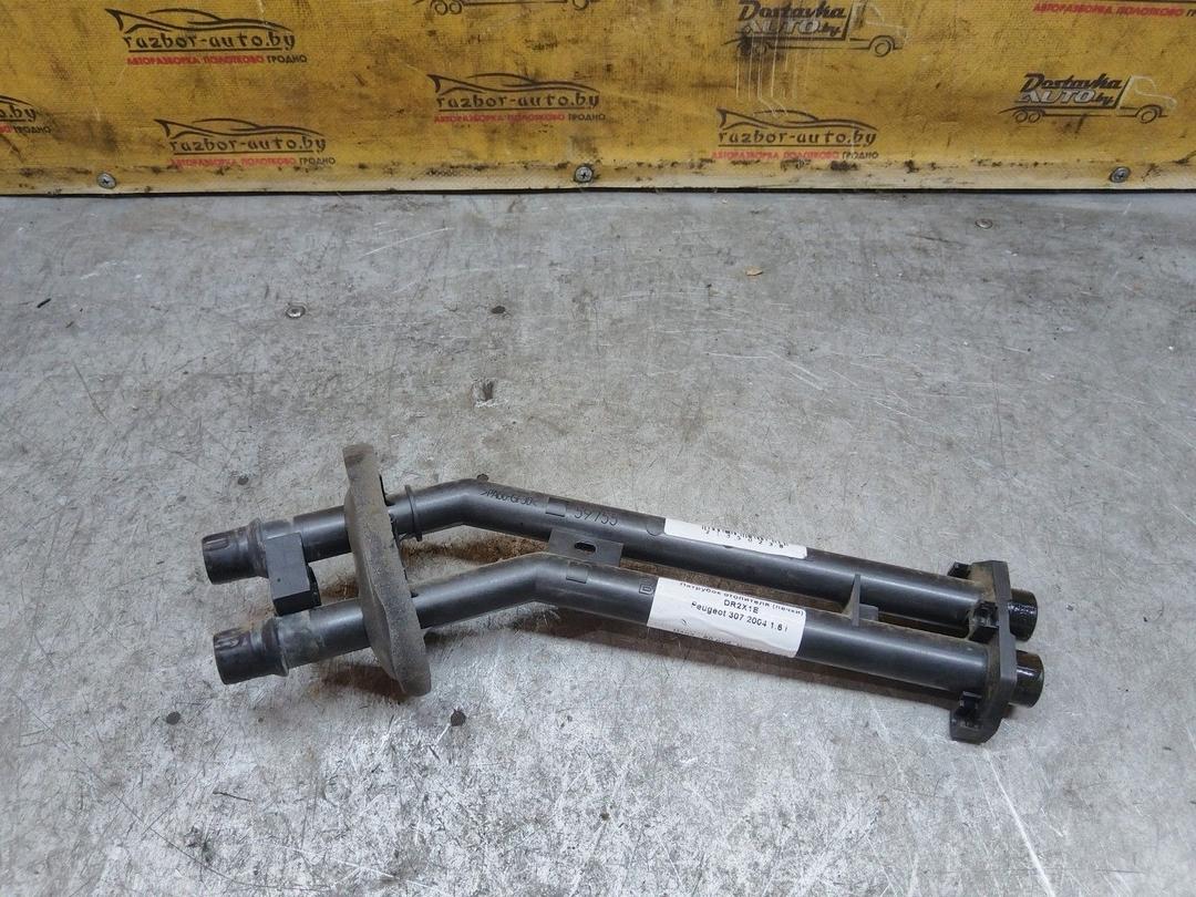 Патрубок отопителя (печки) DR2X1E Peugeot 307